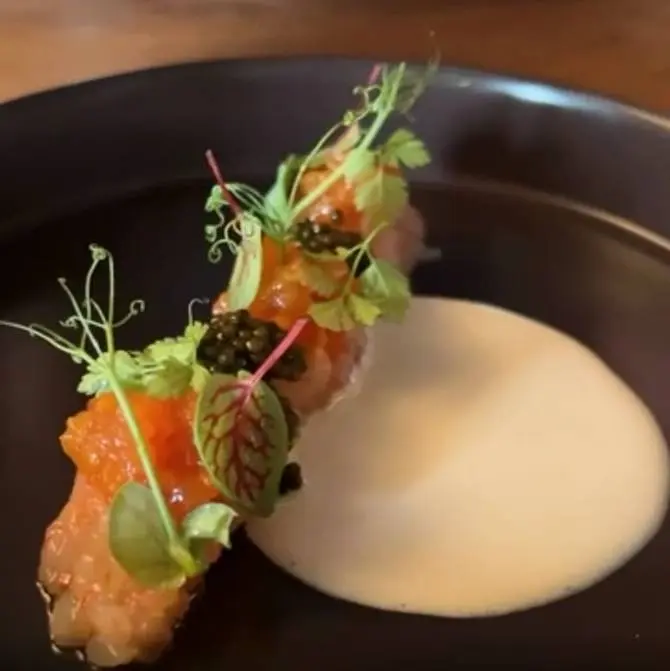creation thumb for Tartare di Gamberi con Crema di Mandorle