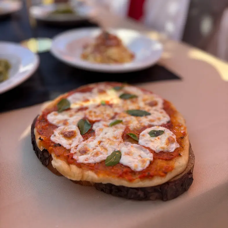 creation thumb for Pizza Napoletana