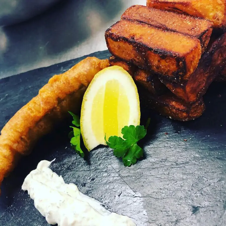 creation thumb for Cod chips tartare sauce