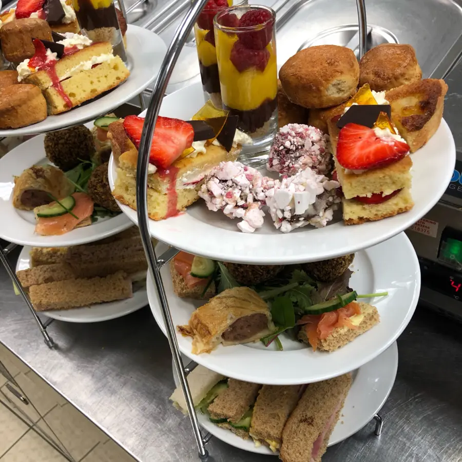 creation thumb for Afternoon tea