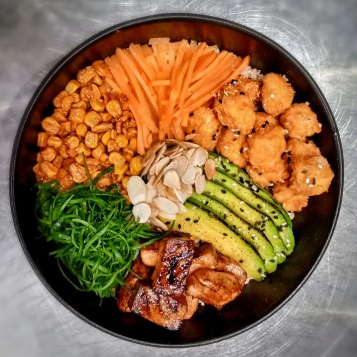creation thumb for salmon couscous bowl