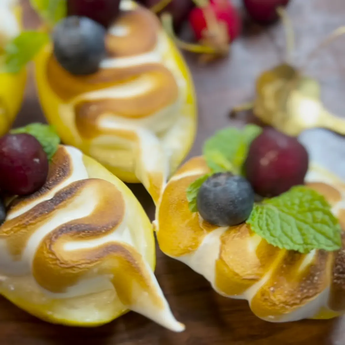 creation thumb for Vanilla Lemon Posset with Caramelised Meringue
