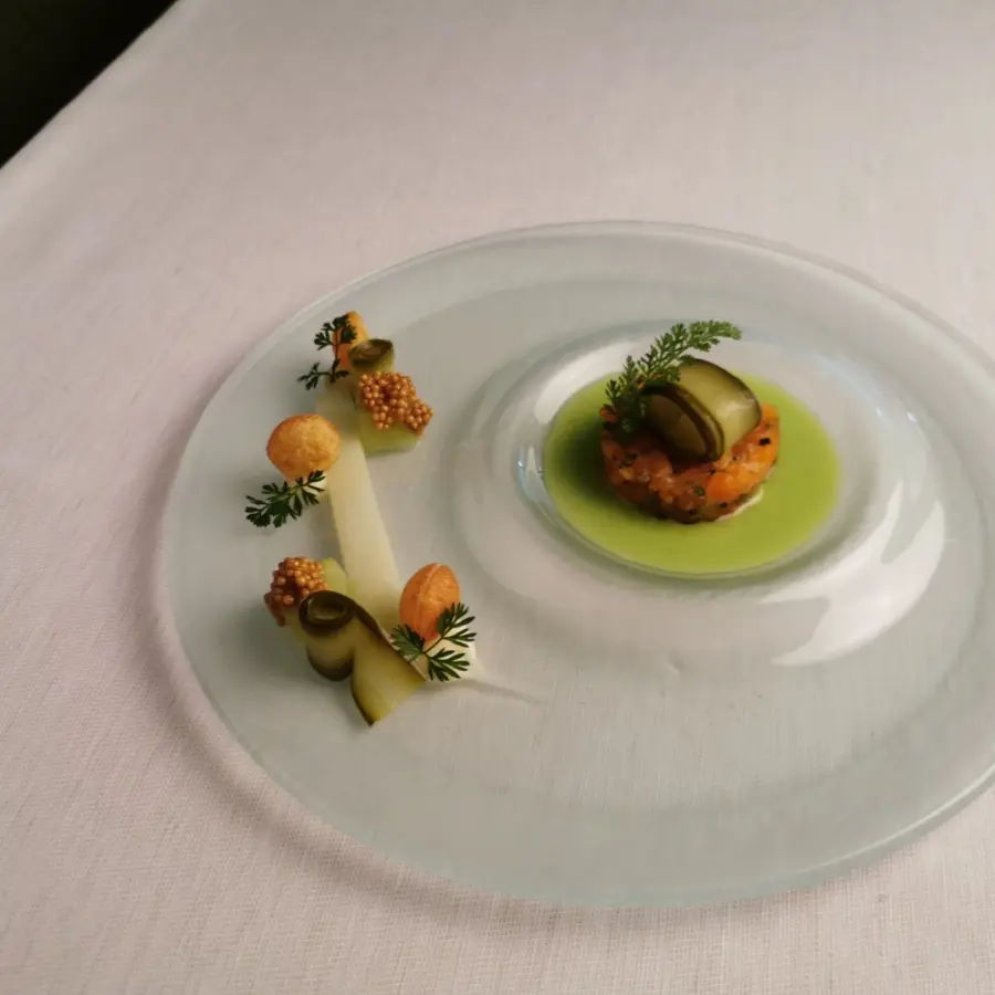 creation thumb for Saibling / Gurke / Senfkaviar / Pommes souffles