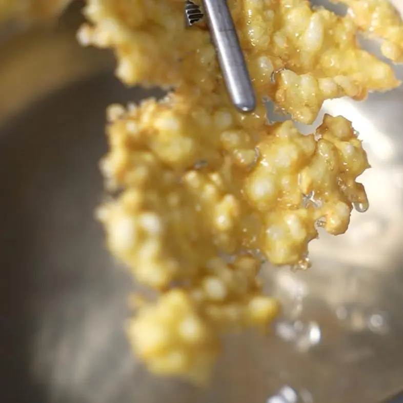 creation thumb for Saffron rice chips