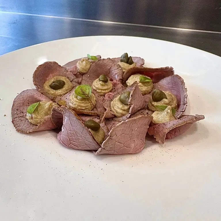 creation thumb for Vitello tonnato alla maniera antica