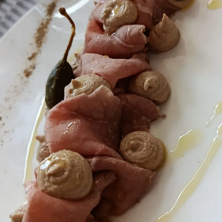 creation thumb for Vitello tonnato alla maniera antica