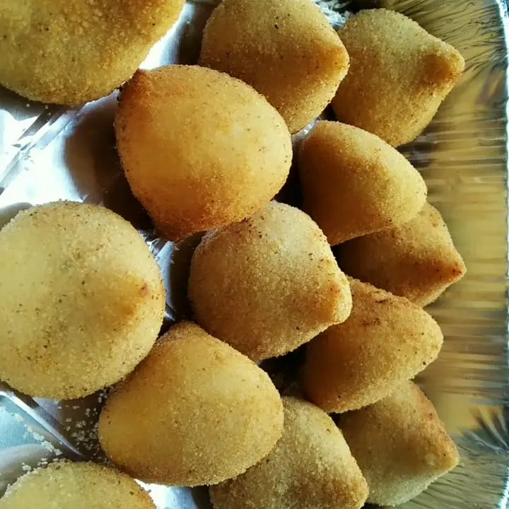 creation thumb for Coxinhas de mandioca
