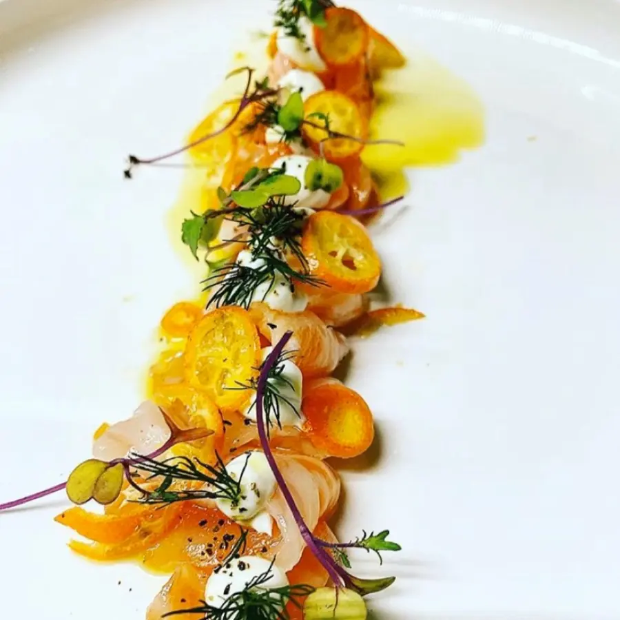 creation thumb for Salmon sashimi smoked yogurt