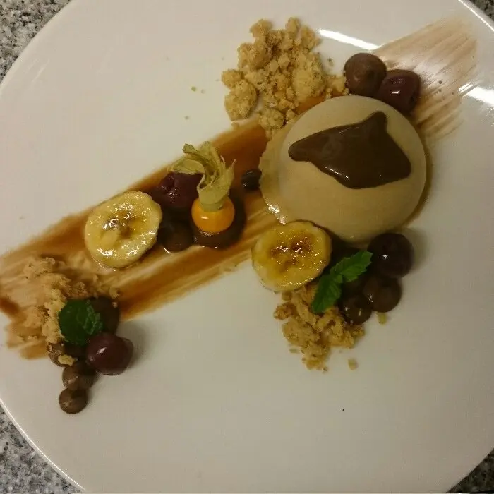 creation thumb for Nougatparfait, geflammte banane