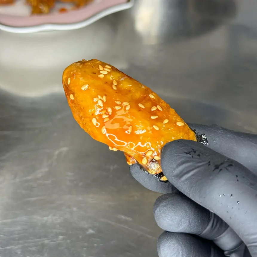creation thumb for Sous Vide Chicken Wings with Lemon and Peppercorn Sauce