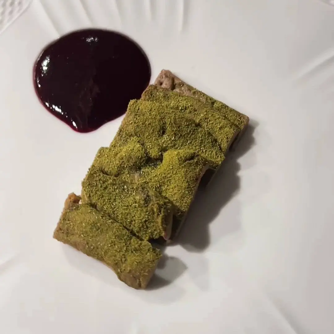 creation thumb for Liver with Eucalyptus Powder and Bilberry Sauce