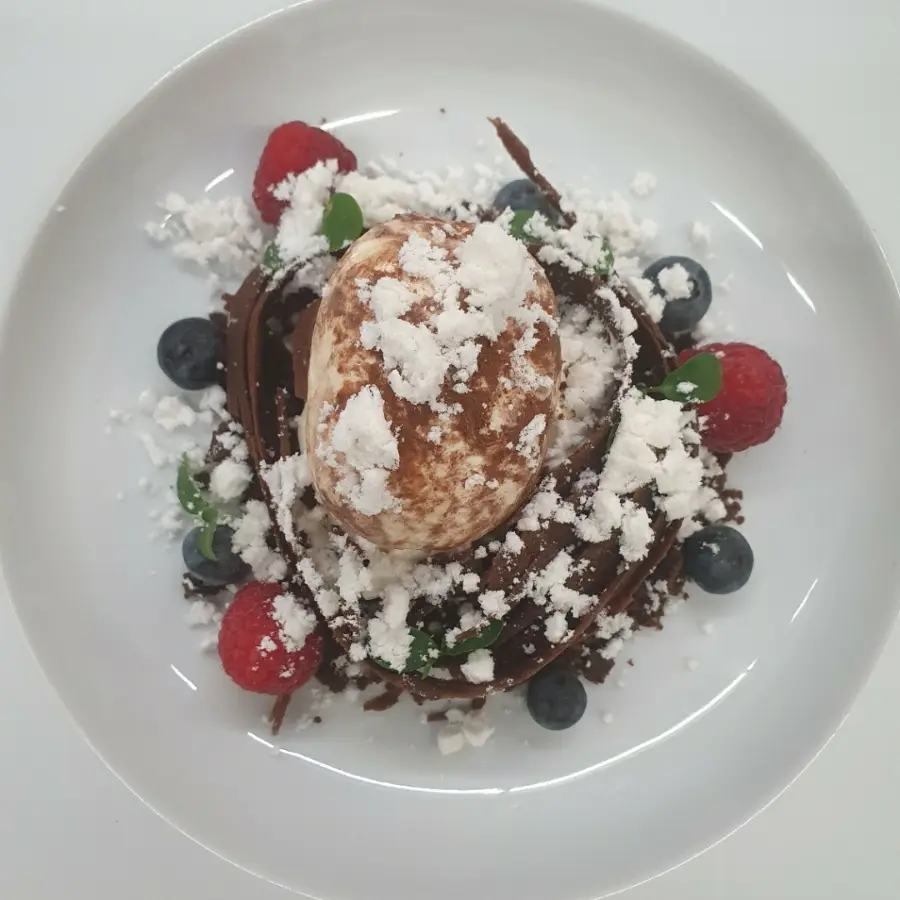 creation thumb for Yoghurt parfait / Chocolate / Berries