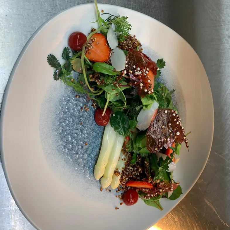 creation thumb for WHITE ASPARAGUS / STRAWBERY / WILD HERB SALAT / BALSAMICO