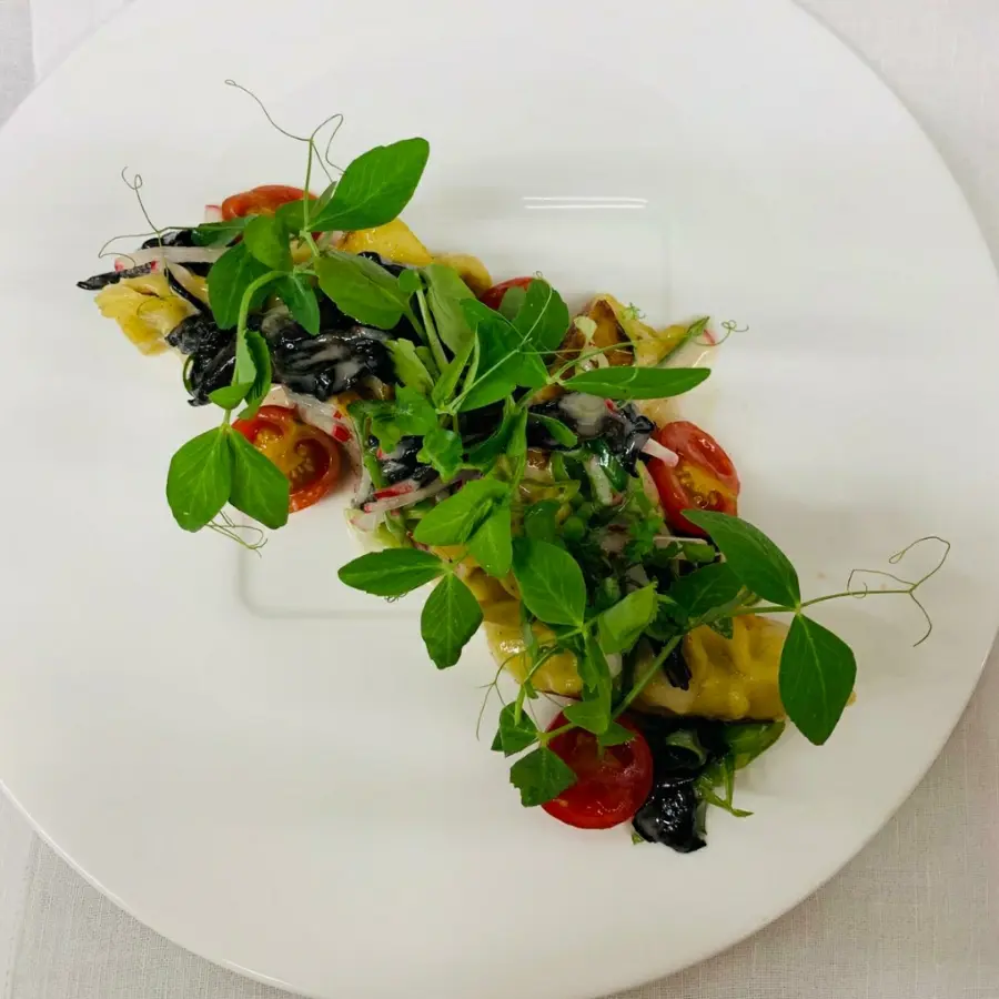 creation thumb for Maultaschen/ Trompet mushrooms/ Cherry tomato