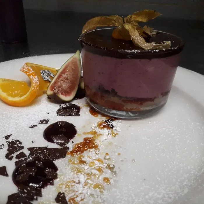 creation thumb for kalter Waldbeerkuchen im Glas