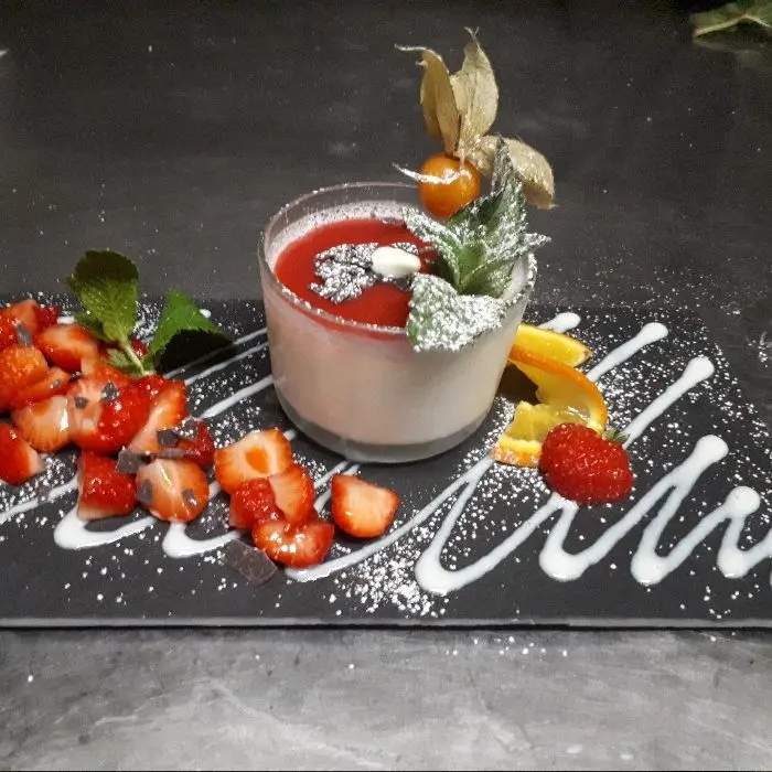 creation thumb for Panna Cotta mit Erdbeeren