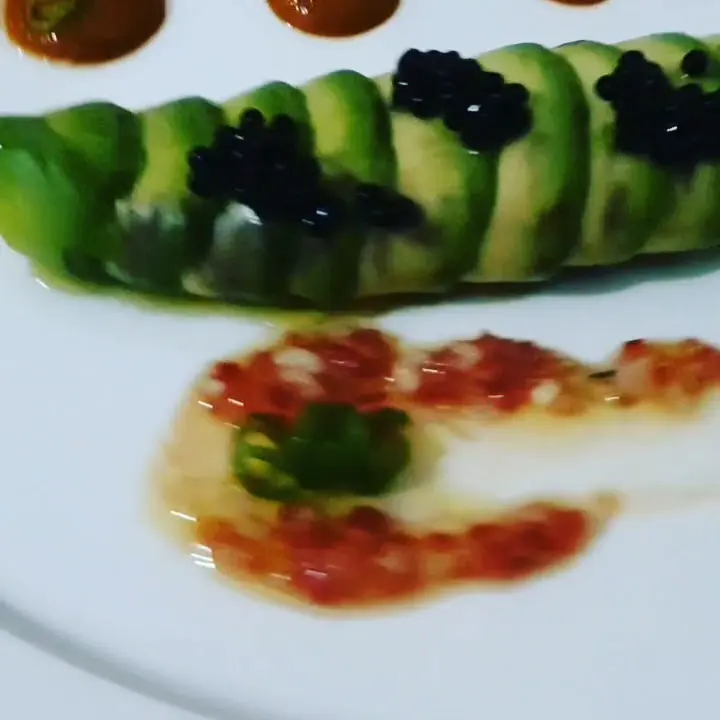 creation thumb for Canelón de aguacate.