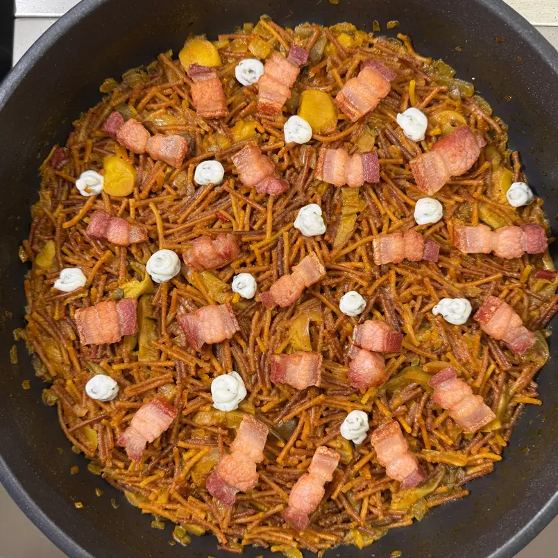 creation thumb for Fideuà with Crispy Fried Pork Belly