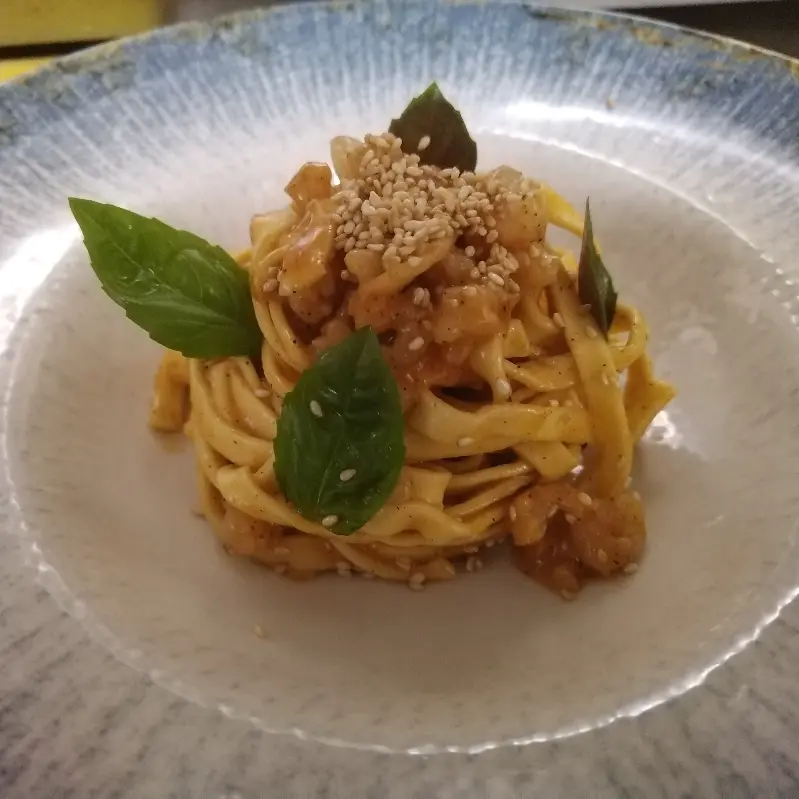creation thumb for Fettucine with shrimp meat and sesame oil