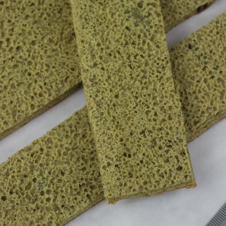 creation thumb for Matcha-Biskuitblätter