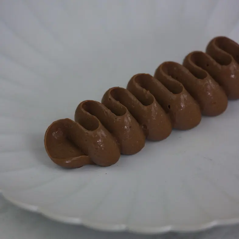 creation thumb for Chilli chocolate cremeaux and garnish tip
