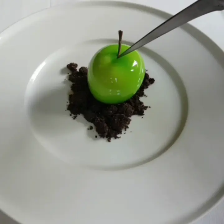 creation thumb for Greek yogurt mousse with green apple