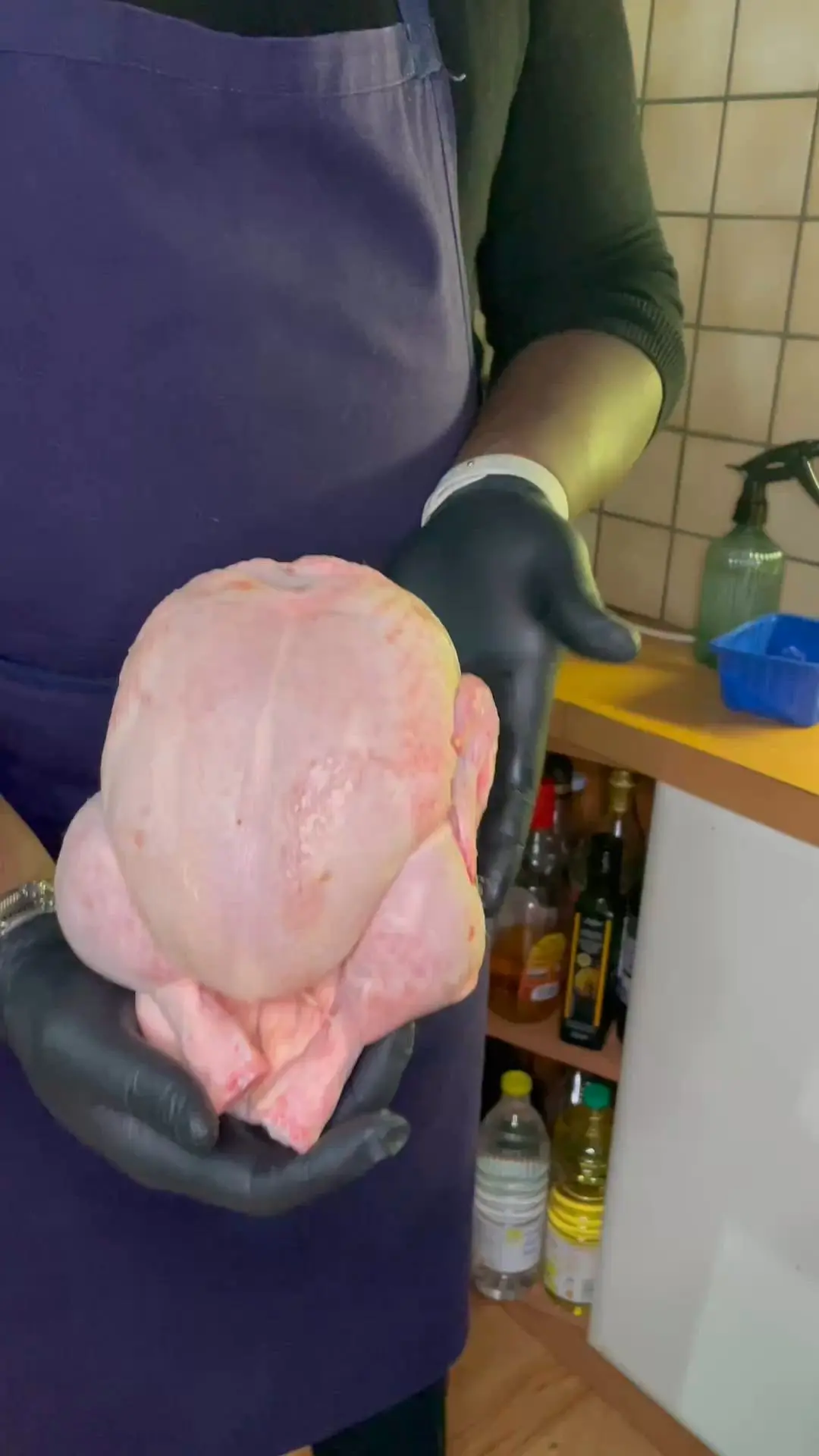 creation thumb for Come disossare un pollo Tutorial 🐓 🔪