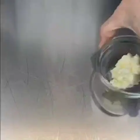 creation thumb for Cigarette paste coral