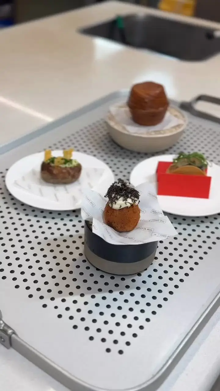 creation thumb for Braised Beef Shin Doughnuts