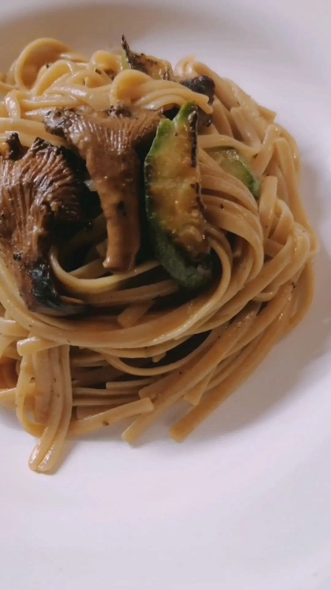 creation thumb for Whole wheat Linguine pasta with vegetables