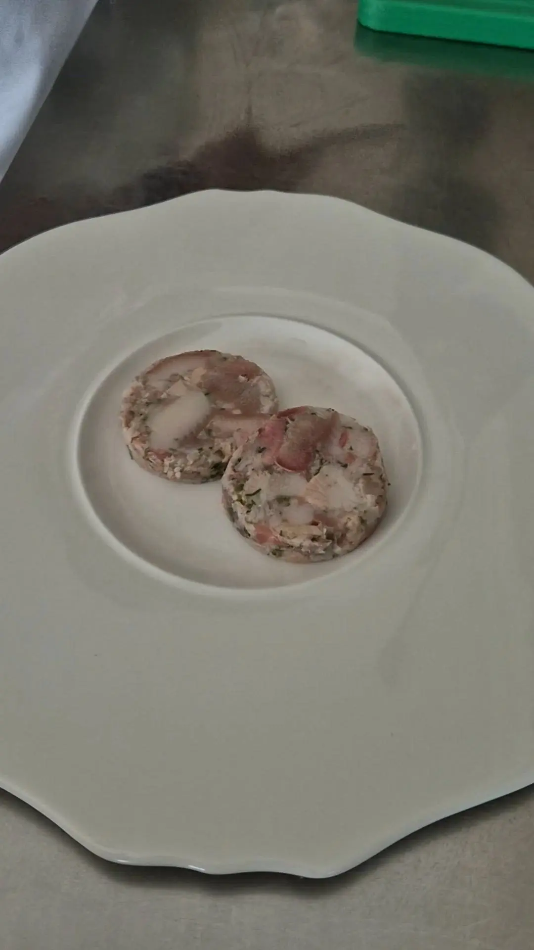 creation thumb for Schweinekopfterrine
