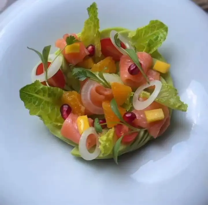 creation thumb for Salmon Salad with Yuzu Dressing