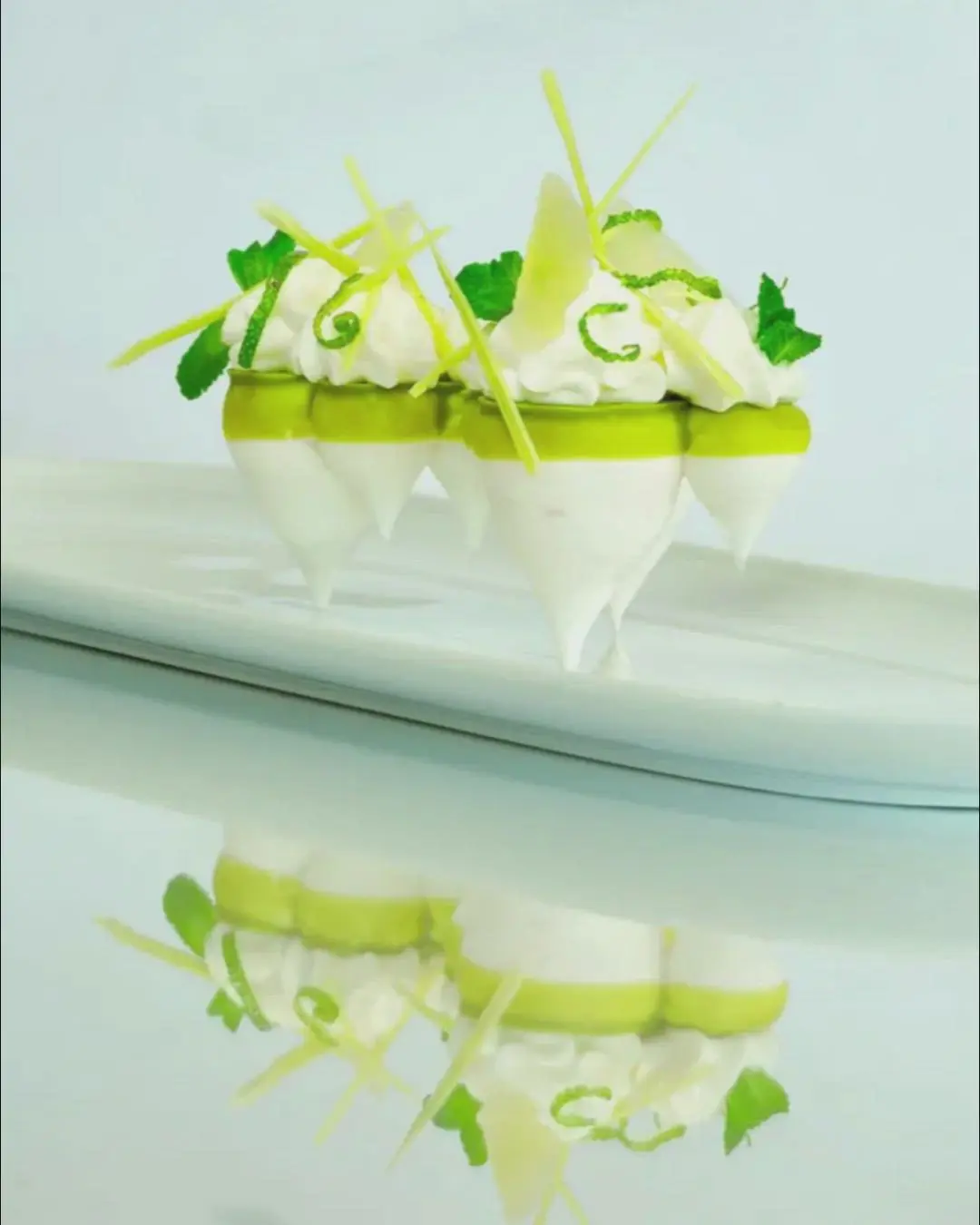 creation thumb for Flying meringues mountains with applemint and lime