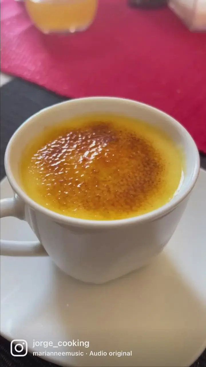 creation thumb for Crême Bruleé Perfect