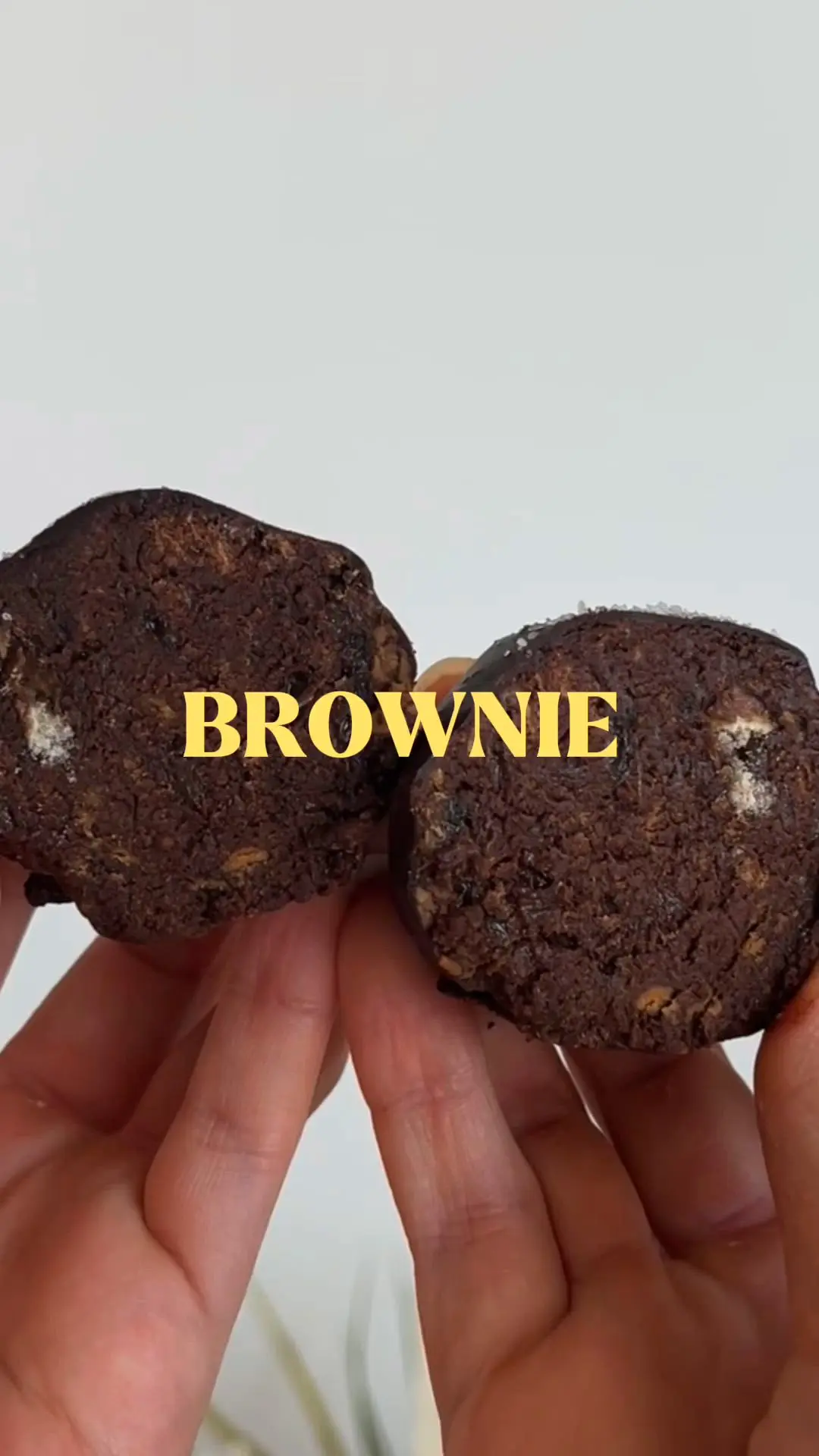 creation thumb for Healthy Brownie Balls