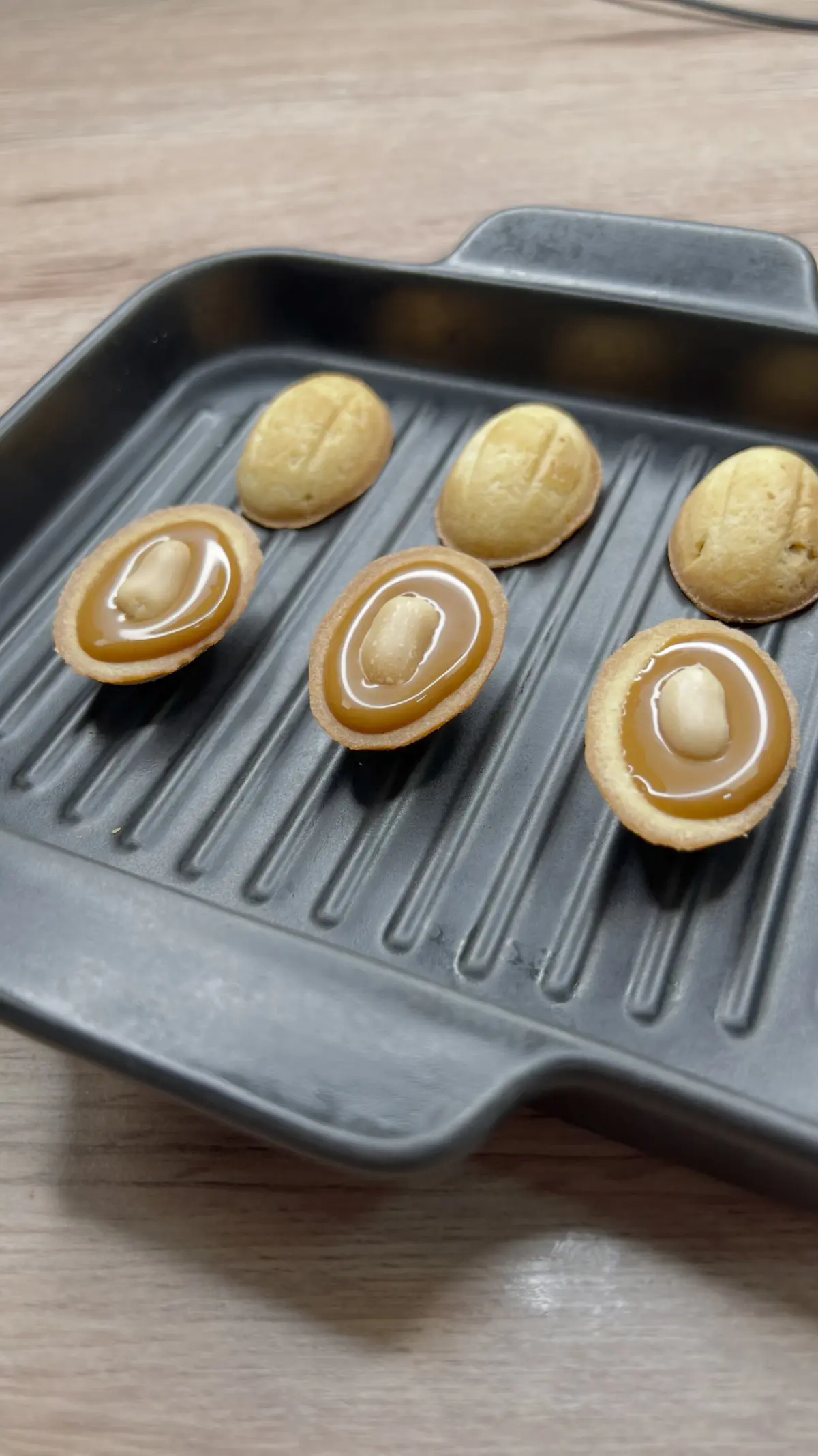 creation thumb for Caramel Peanut Nut Cookies