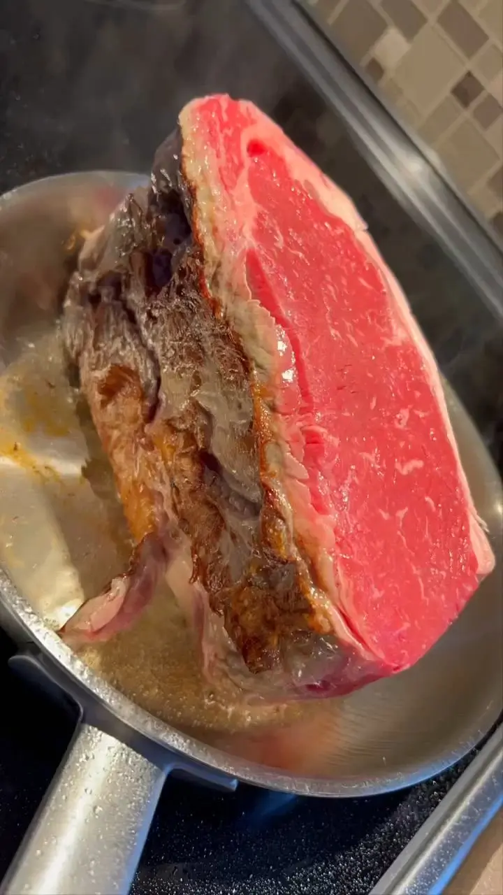 creation thumb for Roast beef with juice cooked to perfection!!!