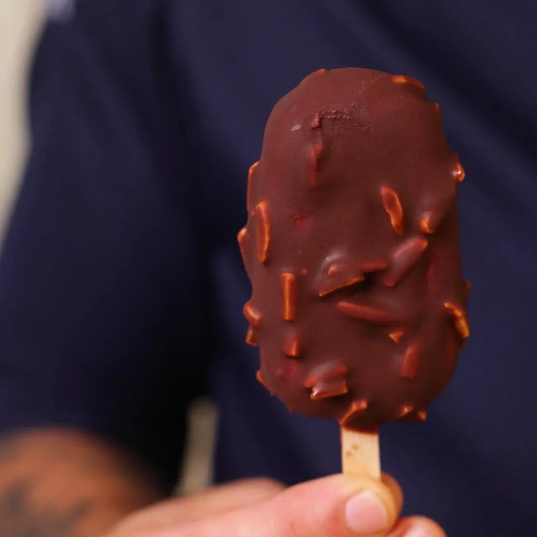 creation thumb for Chocolate and Raspberry Ice Cream