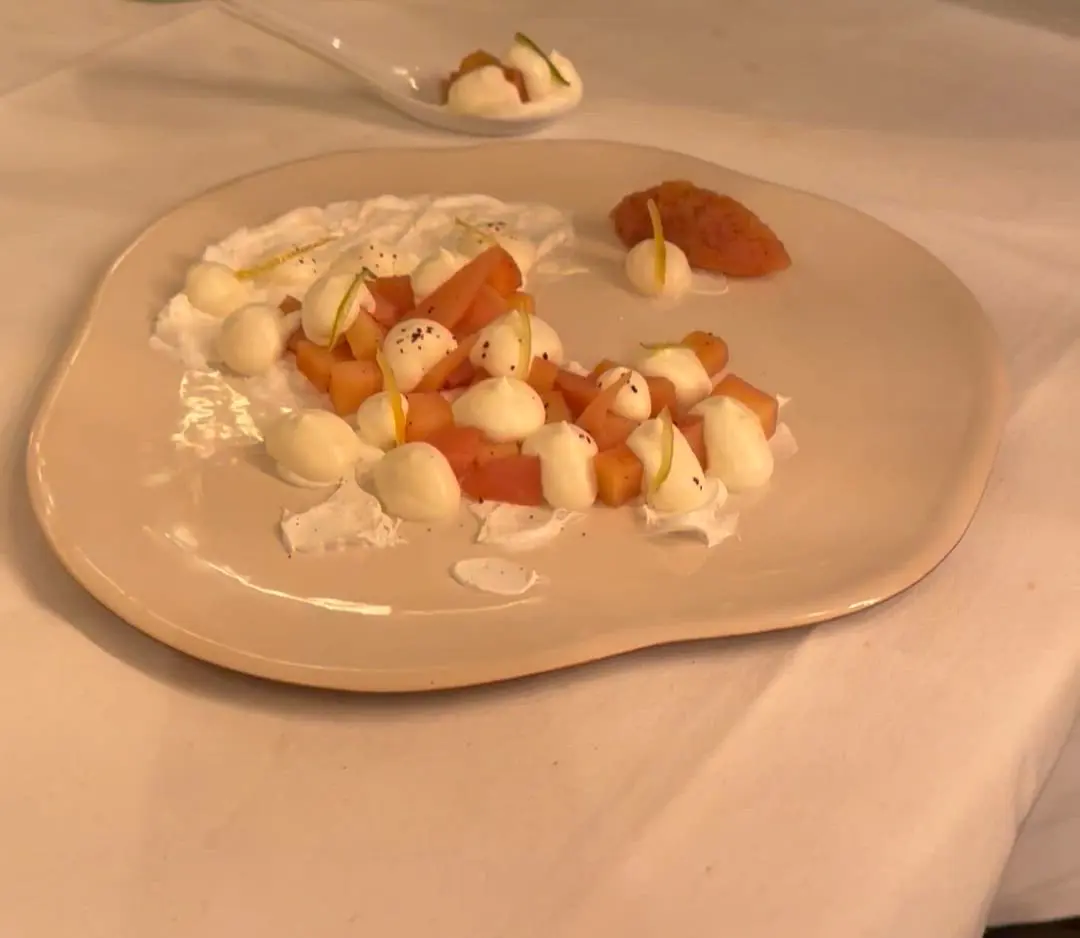 creation thumb for Pavlova au coing 🍐