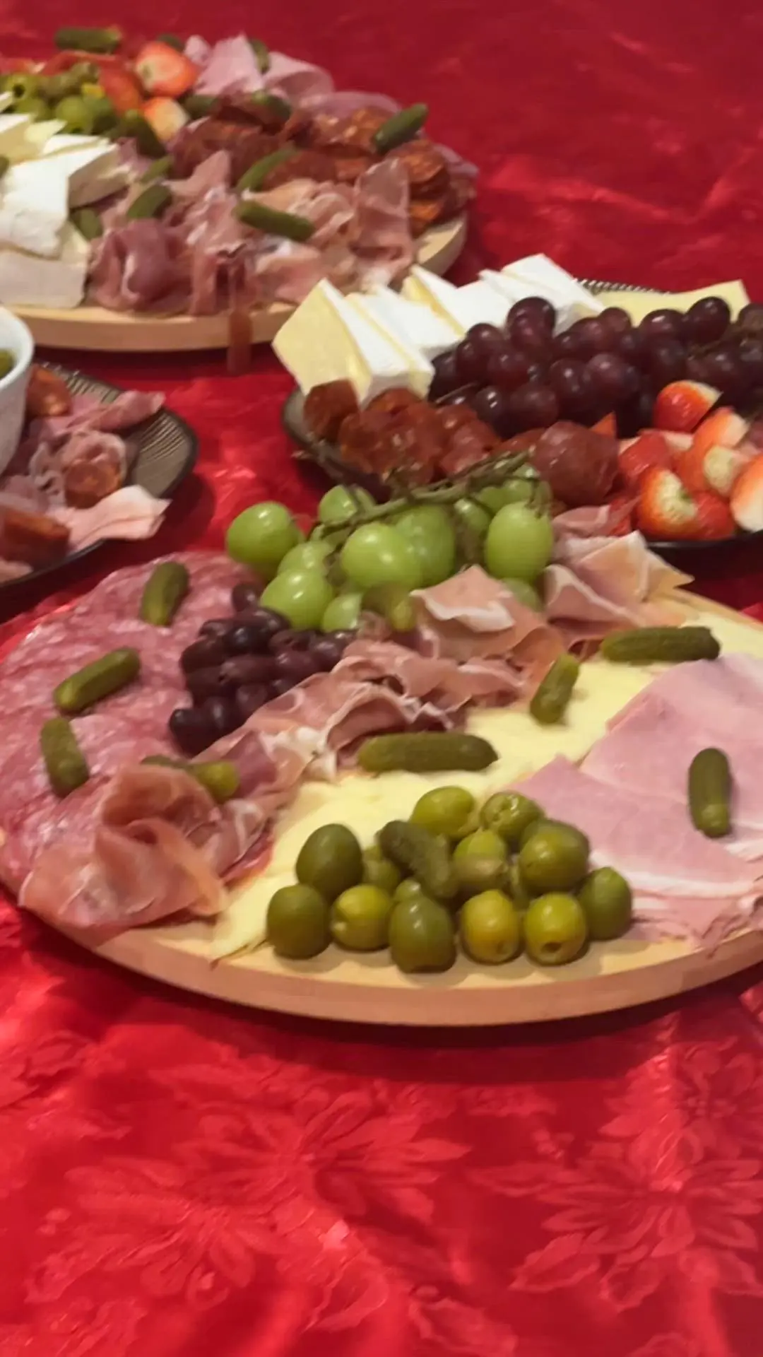 creation thumb for Table au fromages et charcuterie