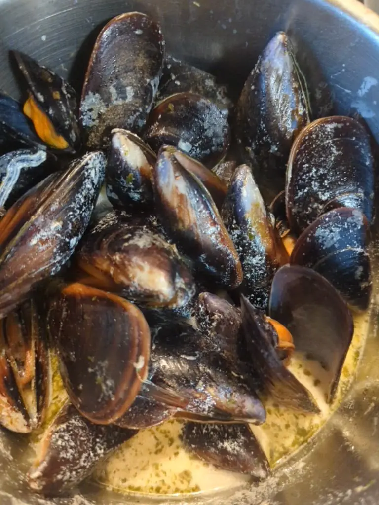 creation thumb for Moules crème vin blanc