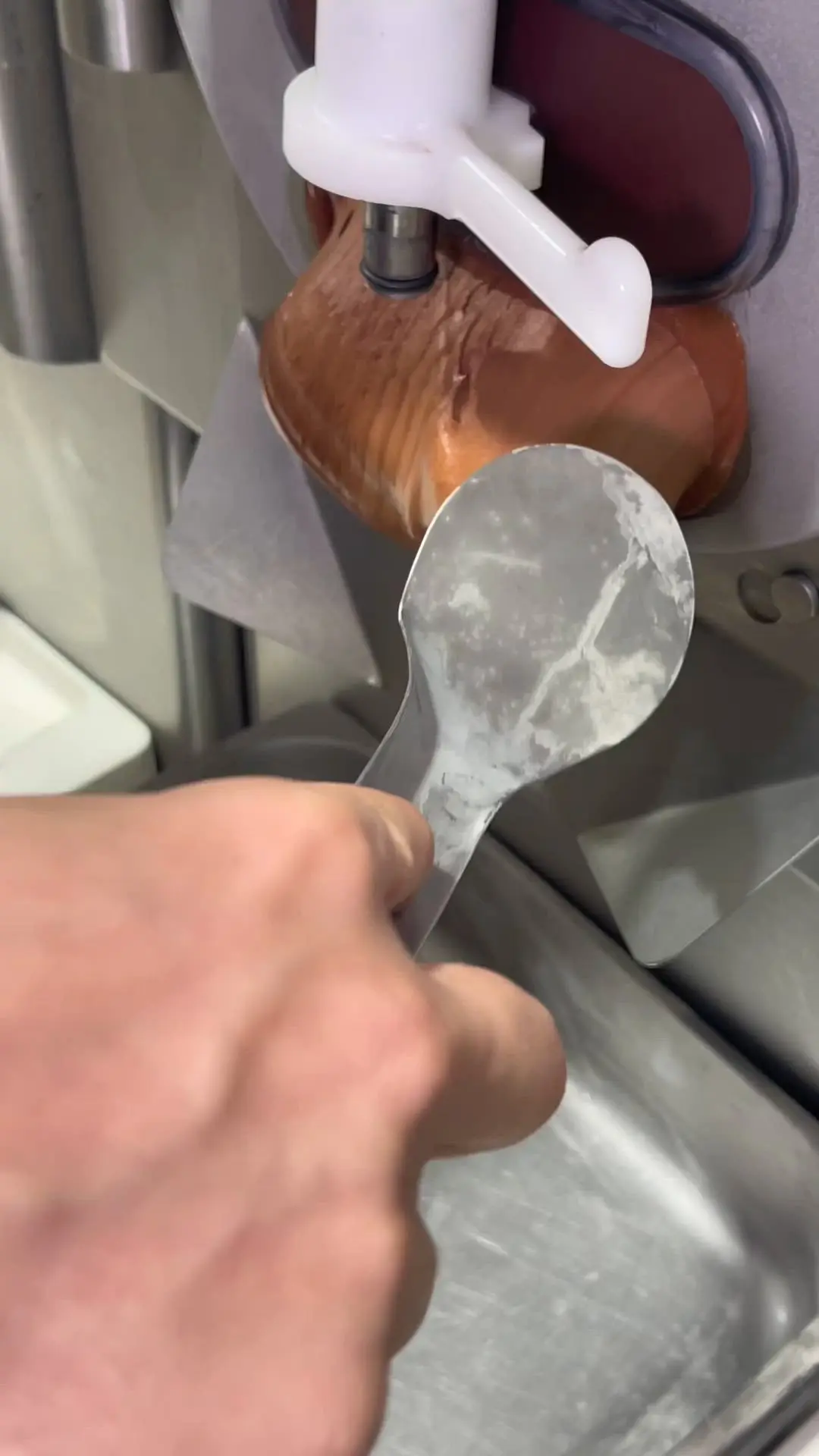 creation thumb for Dark chocolate sorbet with cocoa mass