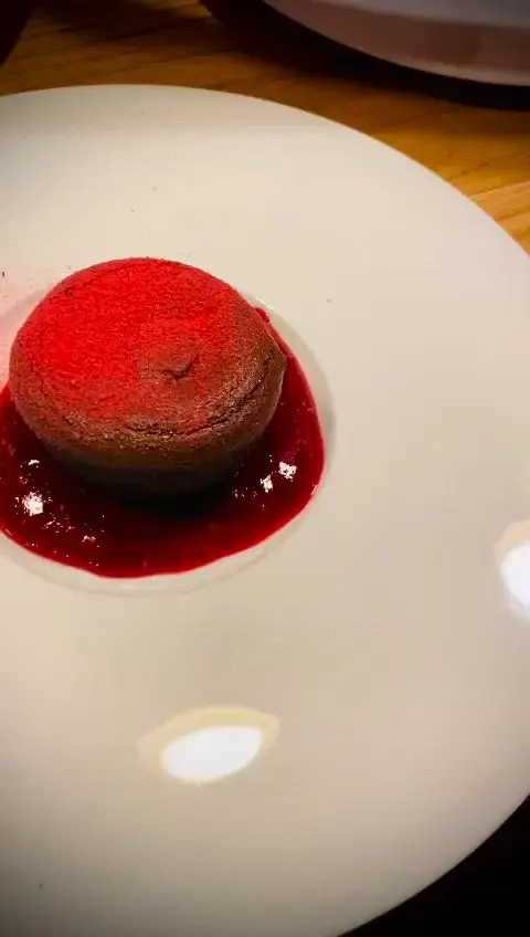 creation thumb for Soufflé de chocolate / romero / frambuesa
