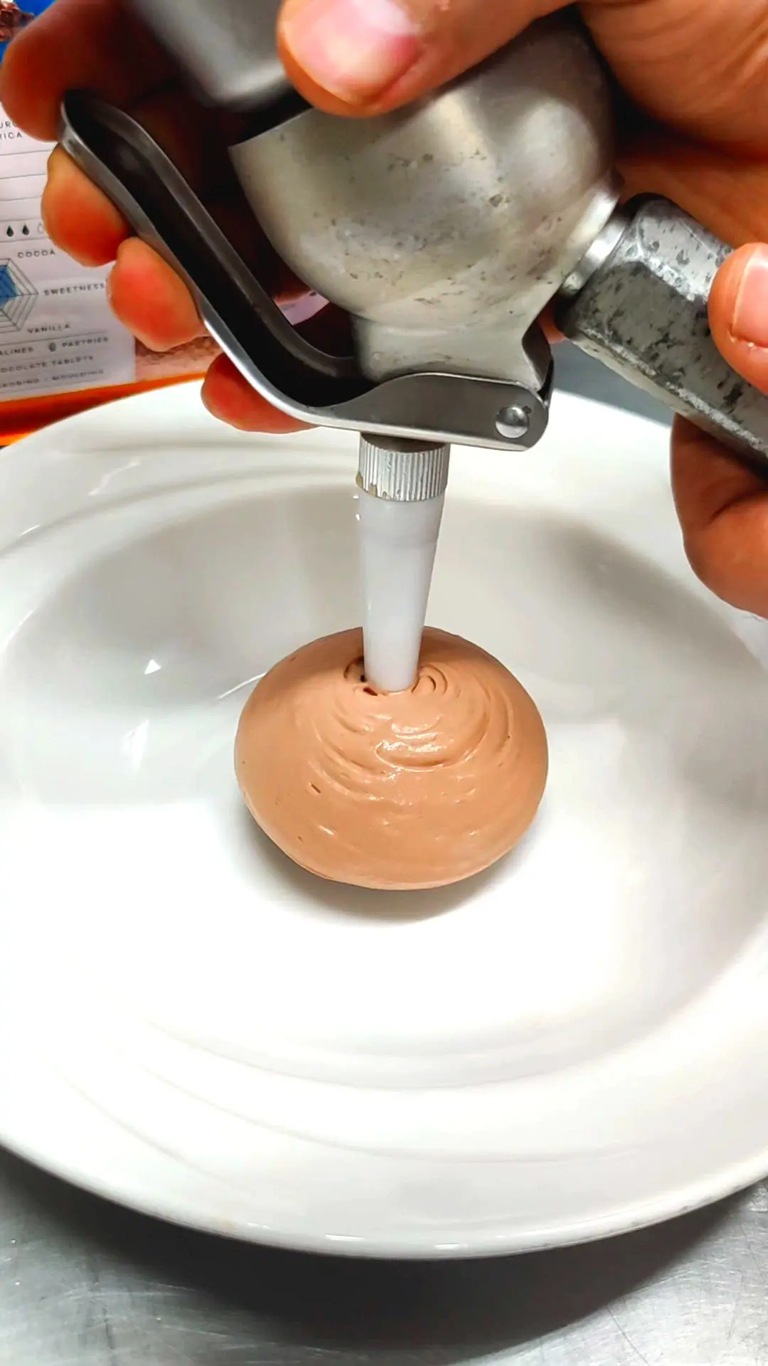 creation thumb for Espuma de Chocolat au Lait de Noisette