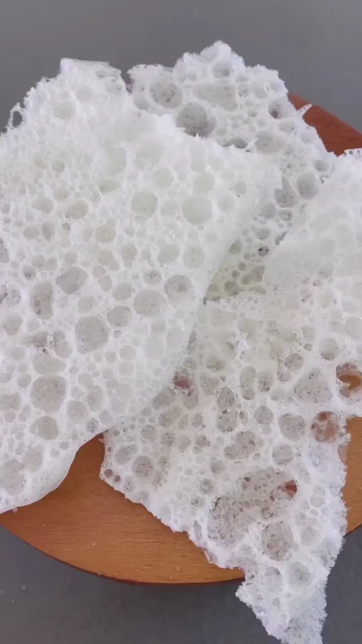 creation thumb for DRIED MILK FOAM