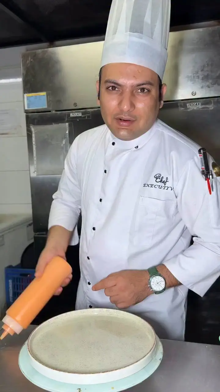 creation thumb for Creamy broccoli this is how you can plate it to enhance