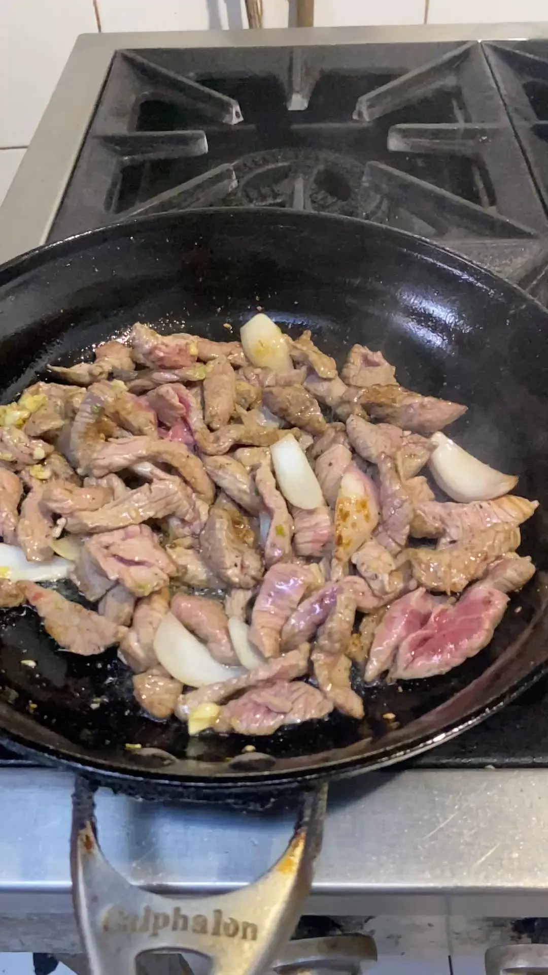 creation thumb for Lomo saltado