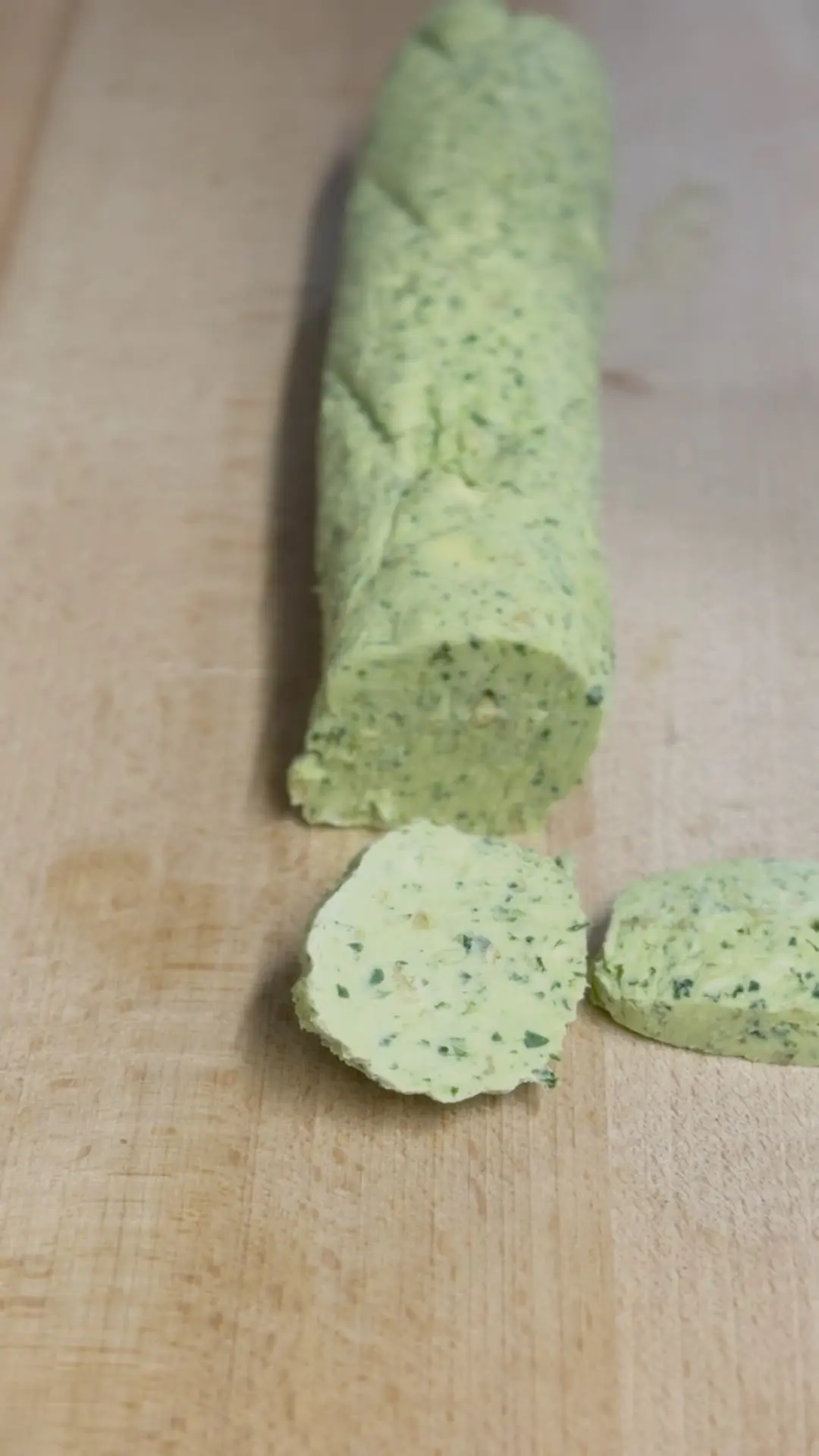creation thumb for Wild garlic pesto butter