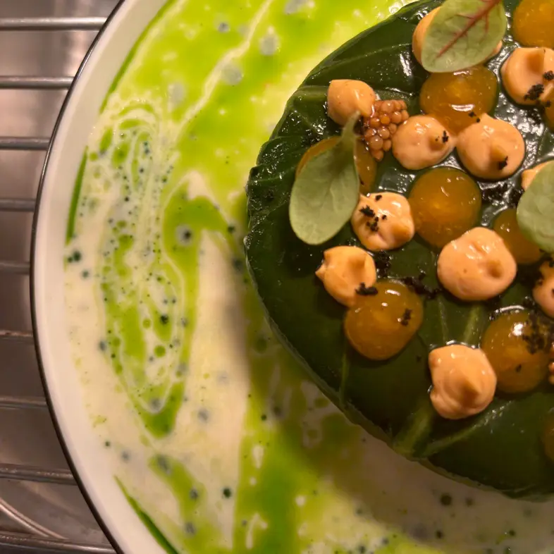 creation thumb for Räucherforelle/hummus/Avocado