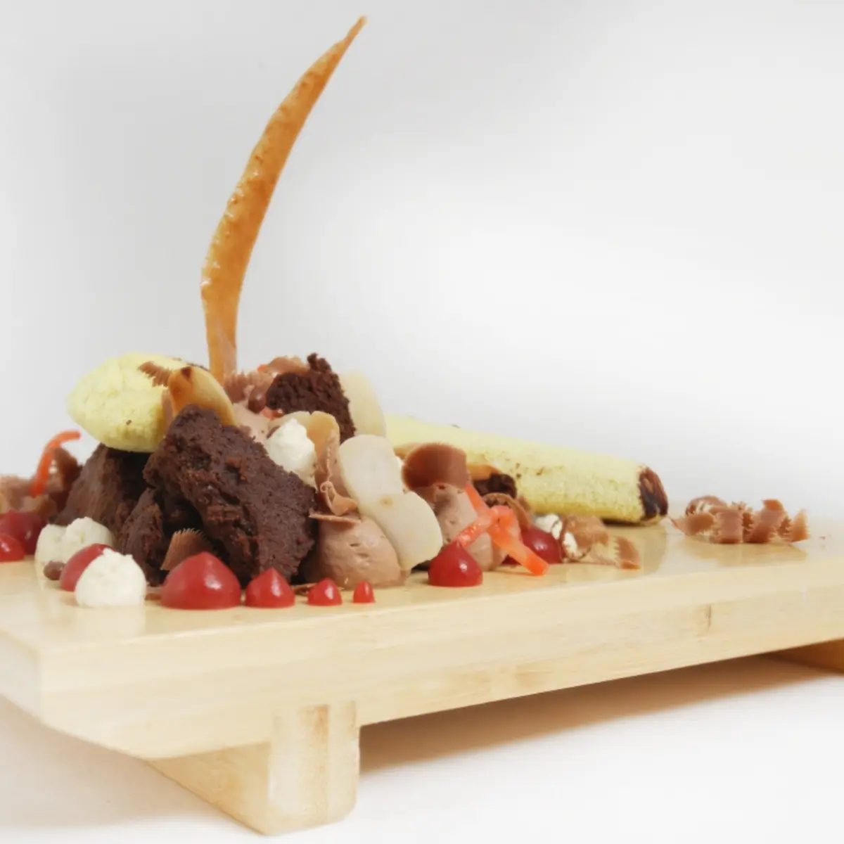 creation thumb for Banana Split Modern Style